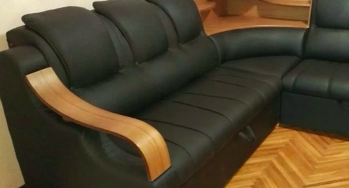 Перетяжка кожаного дивана. Черногорск